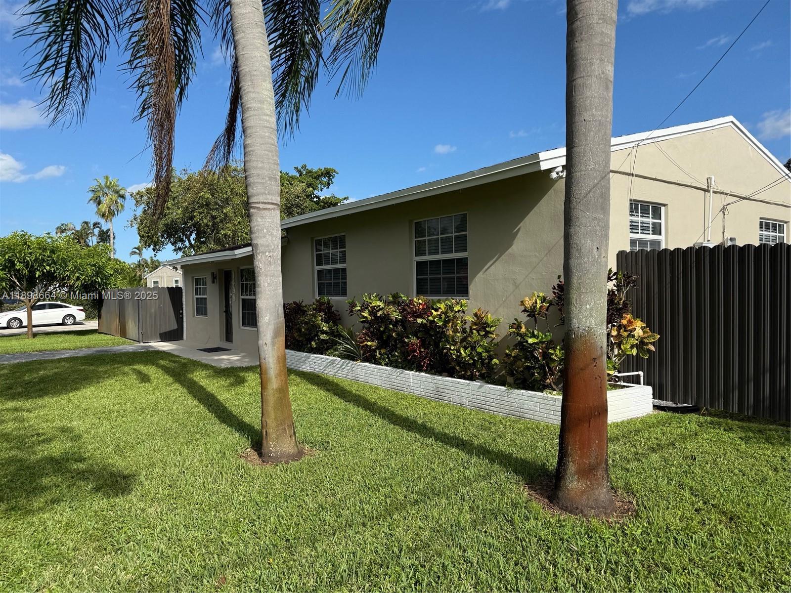 BROADVIEW PARK SEC 3 - Residential Lease