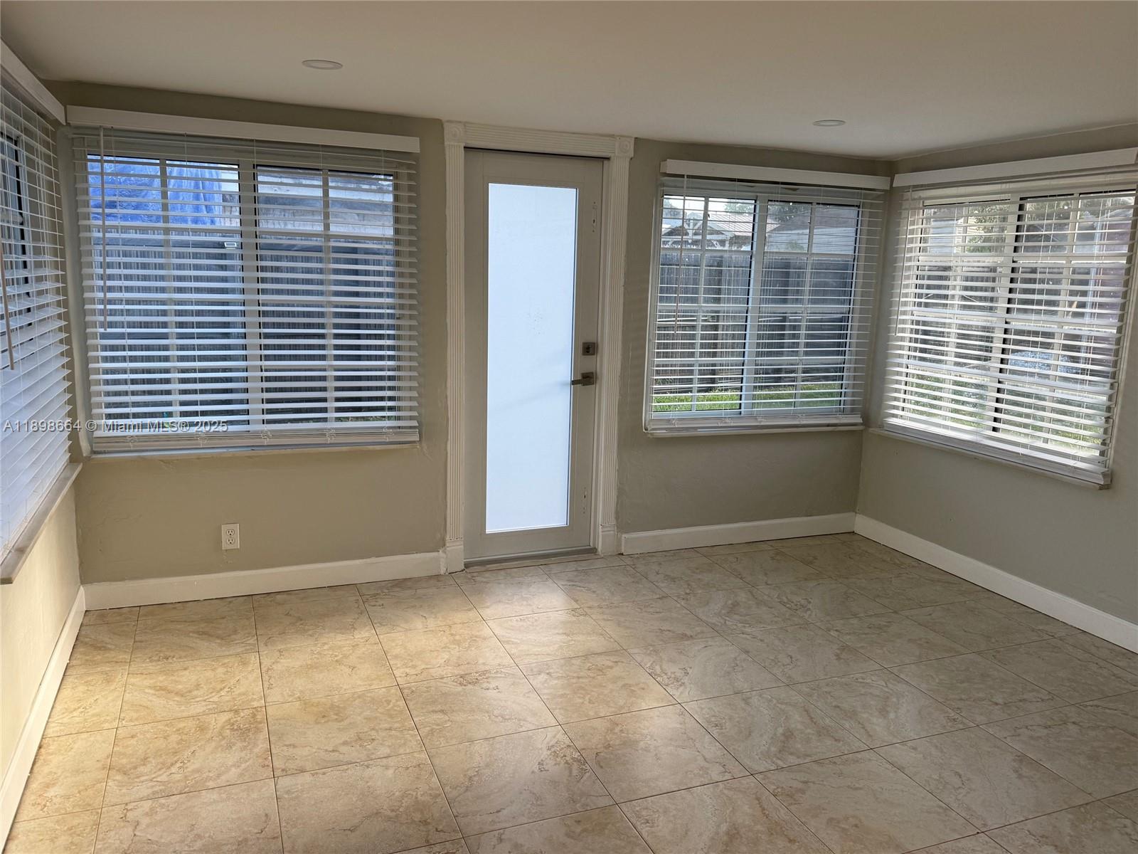 BROADVIEW PARK SEC 3 - Residential Lease