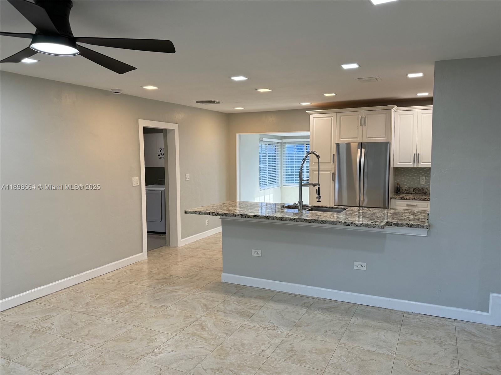 BROADVIEW PARK SEC 3 - Residential Lease