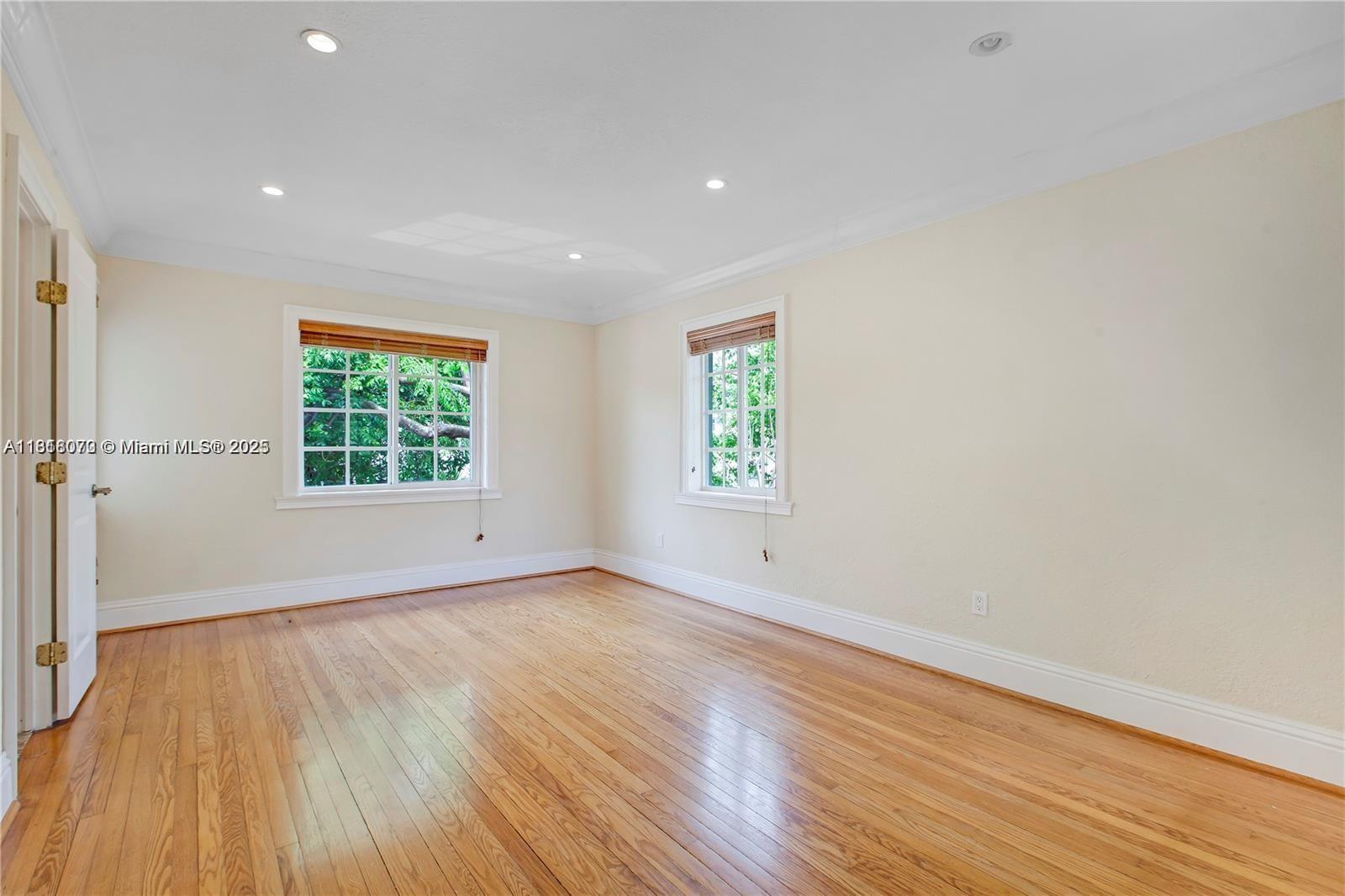 THE DARIA CONDO - Residential Lease