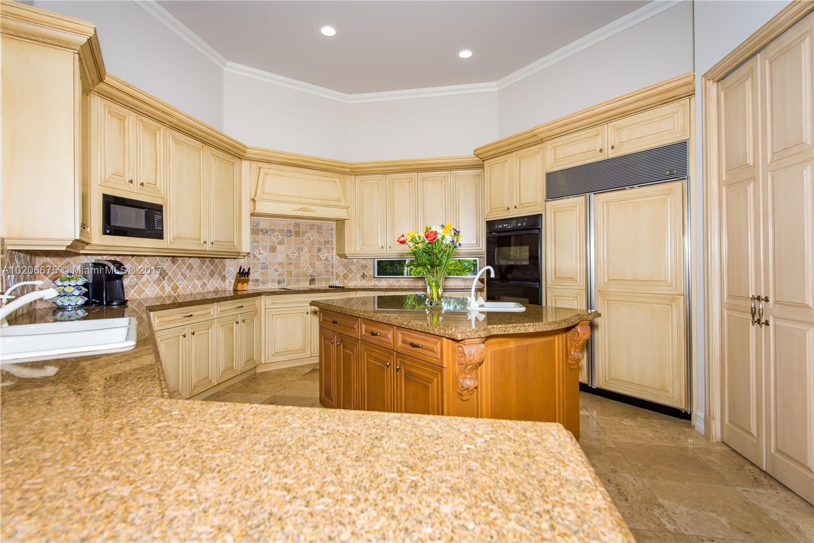 WESTON HILLS - ROYAL PALM - Residential