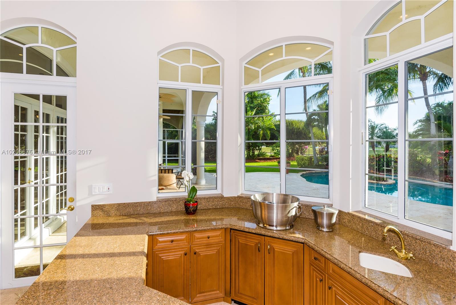 WESTON HILLS - ROYAL PALM - Residential