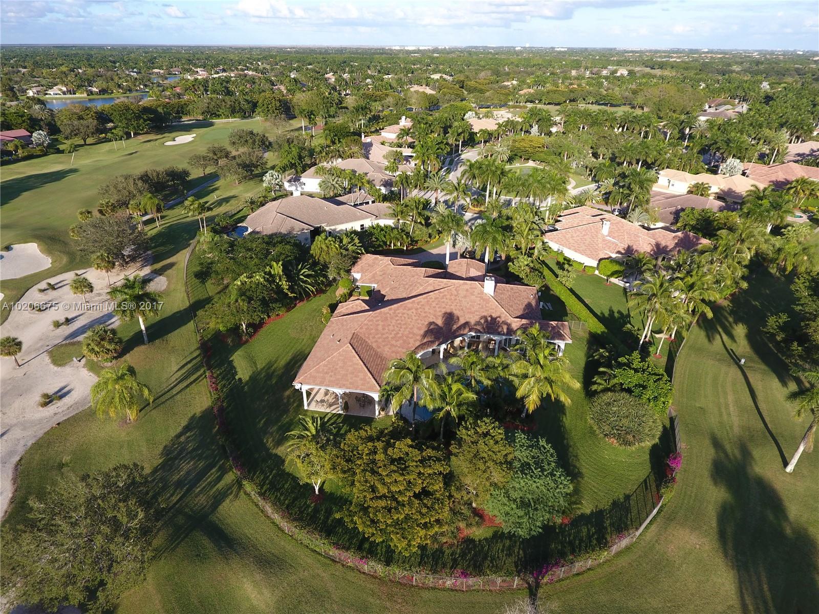 WESTON HILLS - ROYAL PALM - Residential