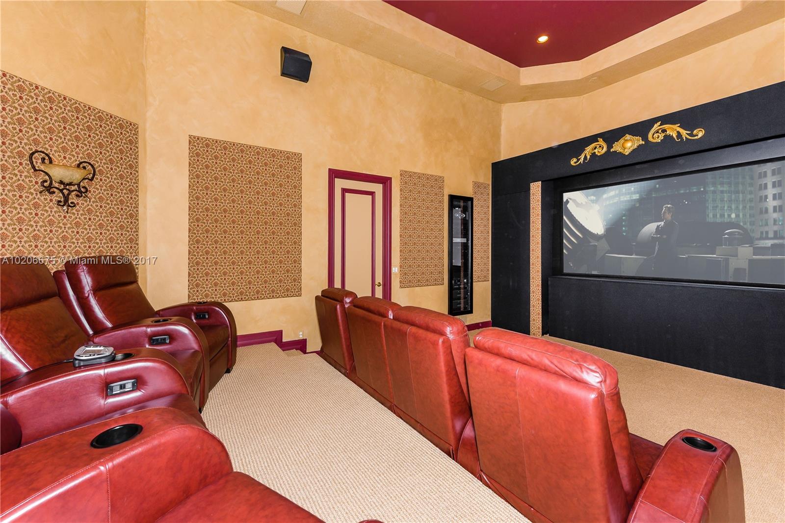 WESTON HILLS - ROYAL PALM - Residential