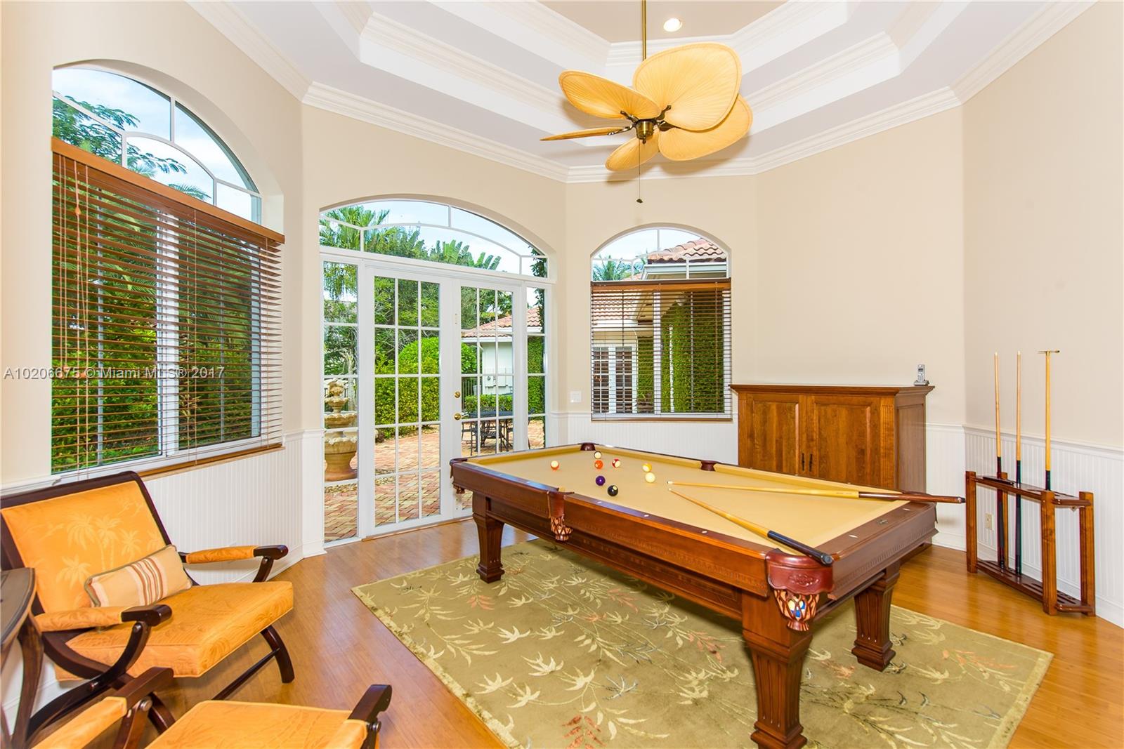 WESTON HILLS - ROYAL PALM - Residential