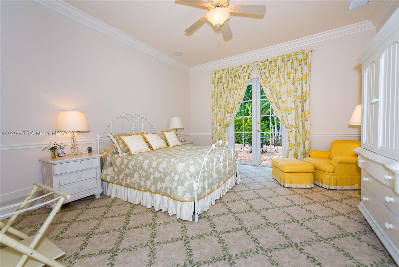 WESTON HILLS - ROYAL PALM - Residential