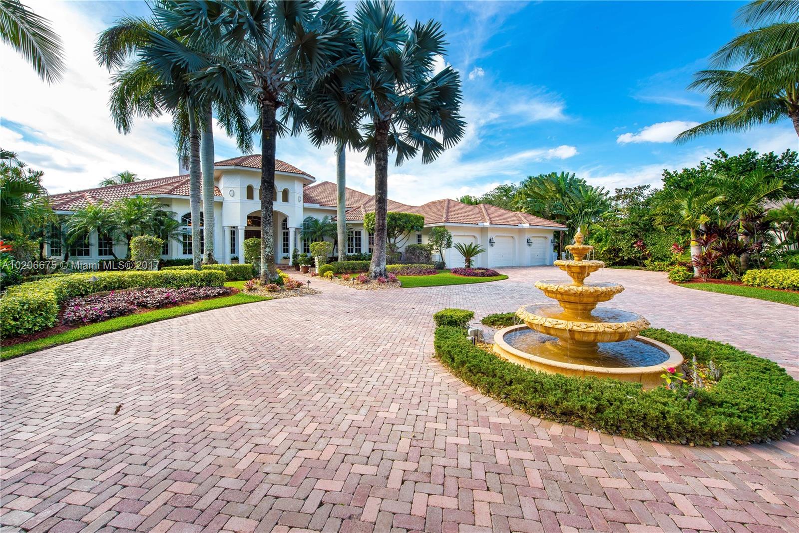 WESTON HILLS - ROYAL PALM - Residential