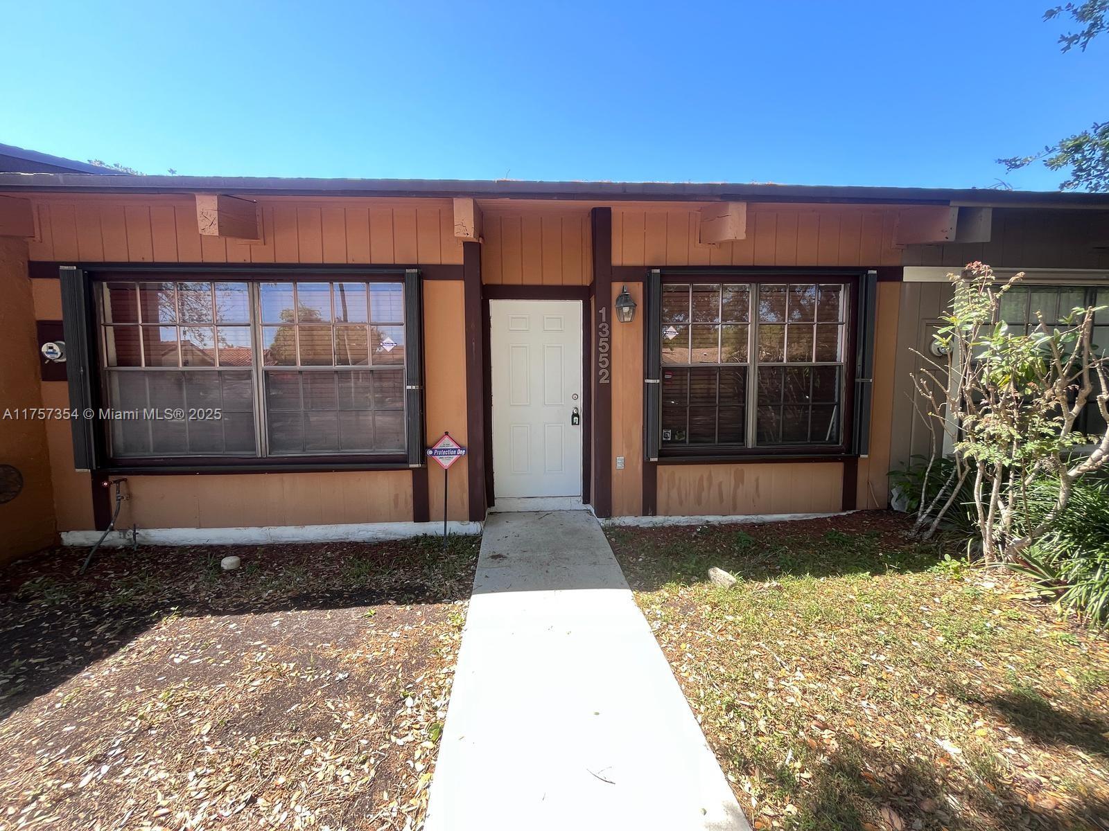 Rental Property at 13552 Sw 102nd Ln, Miami, Broward County, Florida - Bedrooms: 2 
Bathrooms: 2  - $2,850 MO.