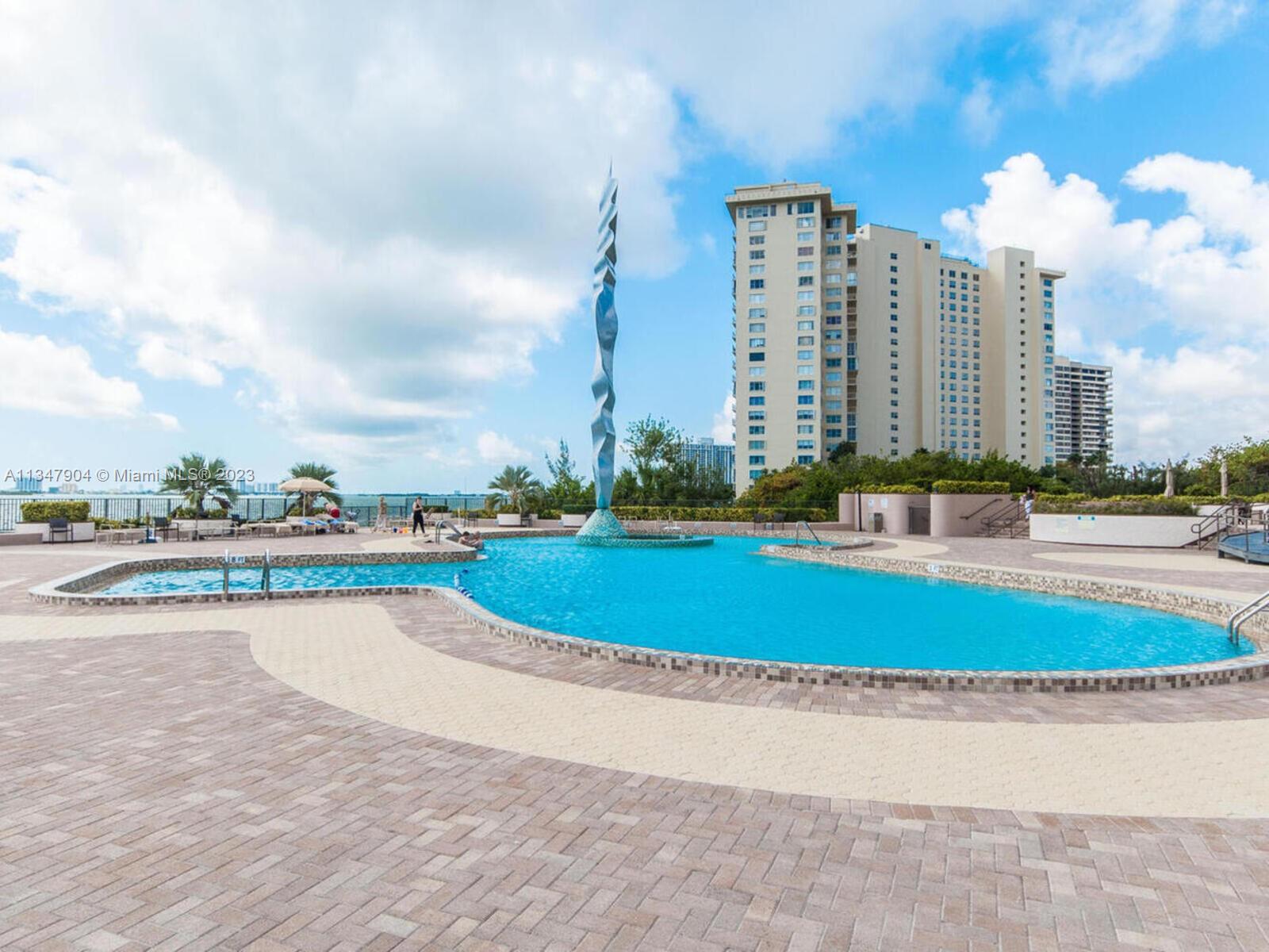 CRICKET CLUB CONDO - Residential