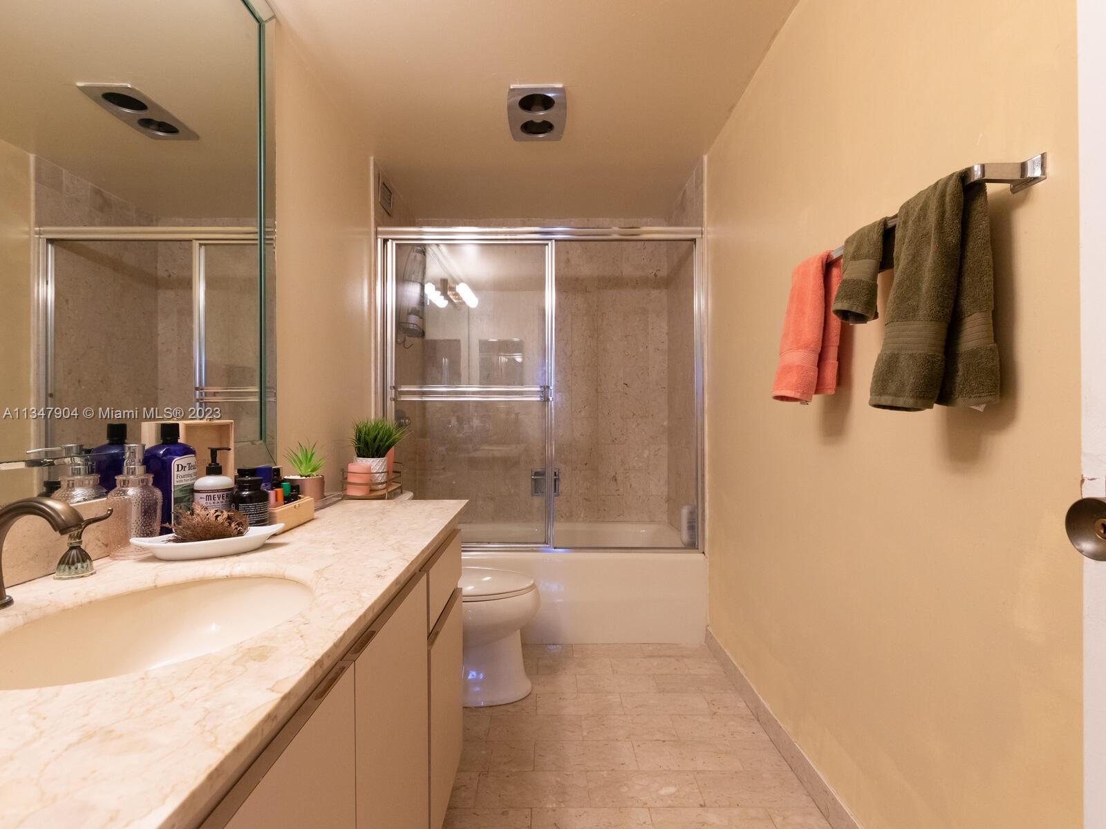 CRICKET CLUB CONDO - Residential