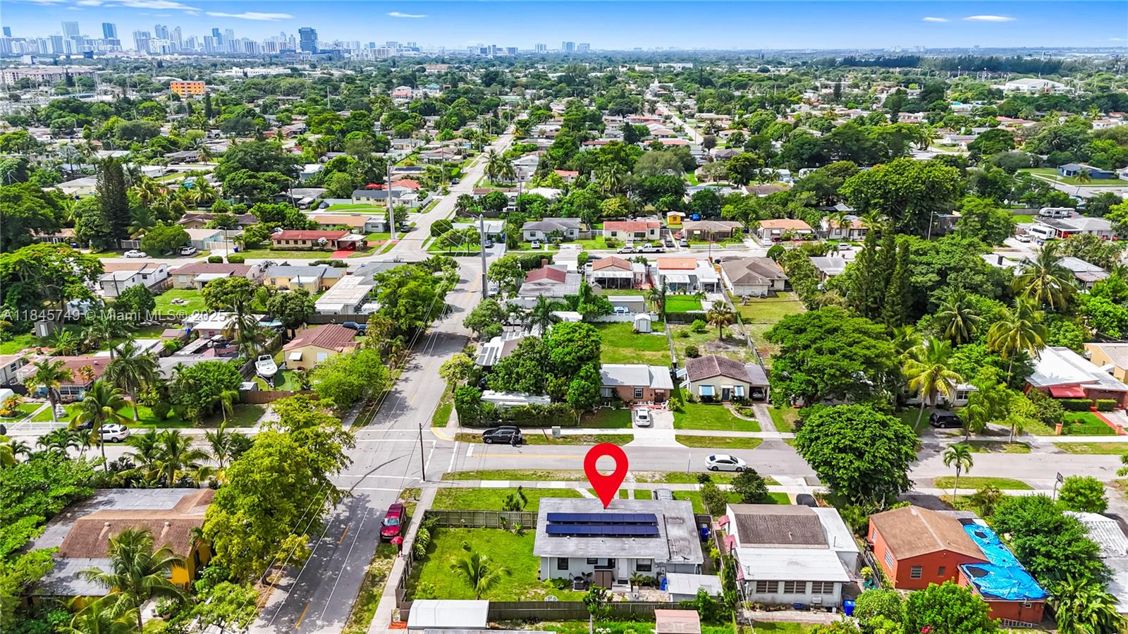 HOLLYWOOD HIGHLANDS PARK - Residential