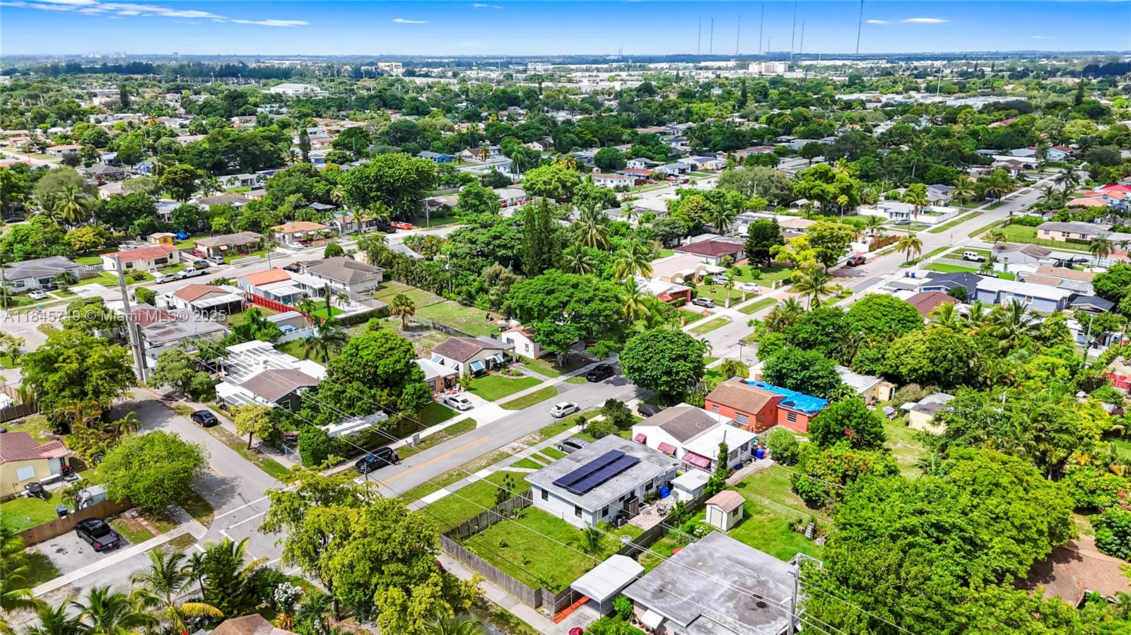 HOLLYWOOD HIGHLANDS PARK - Residential