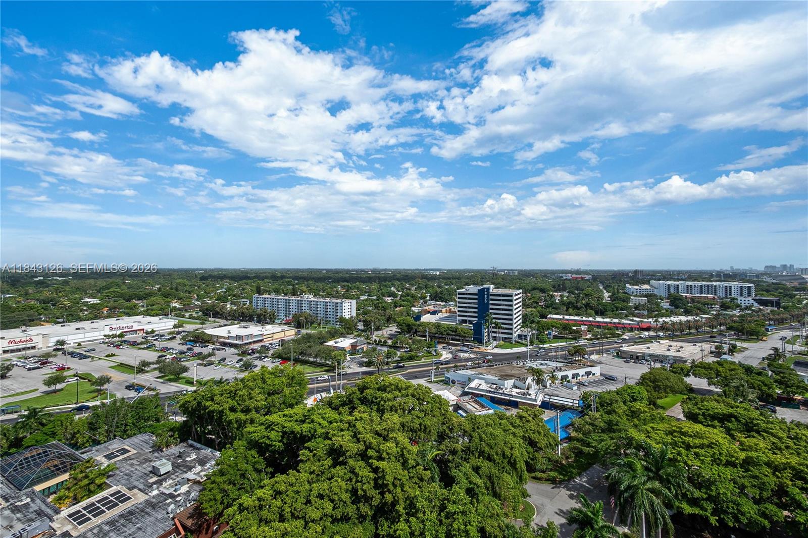 TOWERS OF QUAYSIDE CONDO - Residential