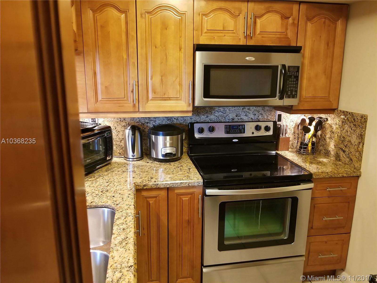 INTERNATIONAL PARK CONDO - Residential