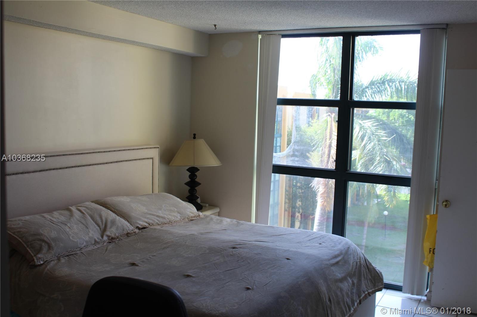 INTERNATIONAL PARK CONDO - Residential