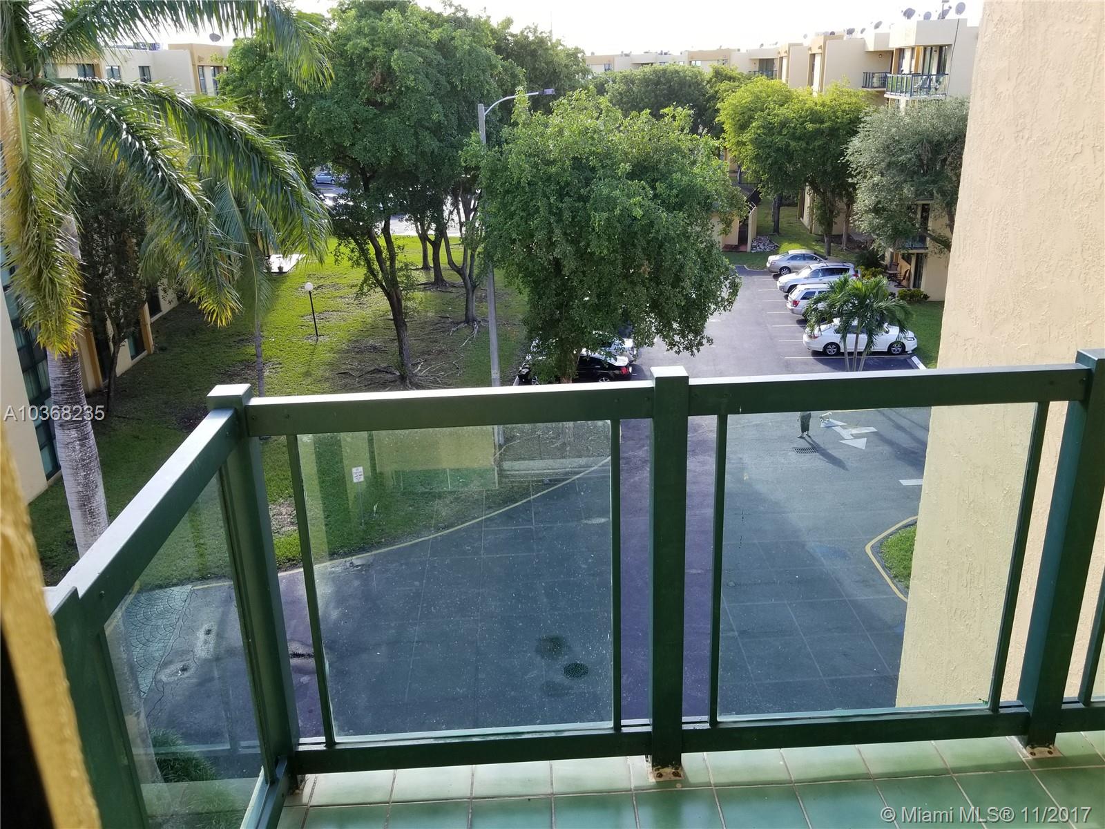 INTERNATIONAL PARK CONDO - Residential