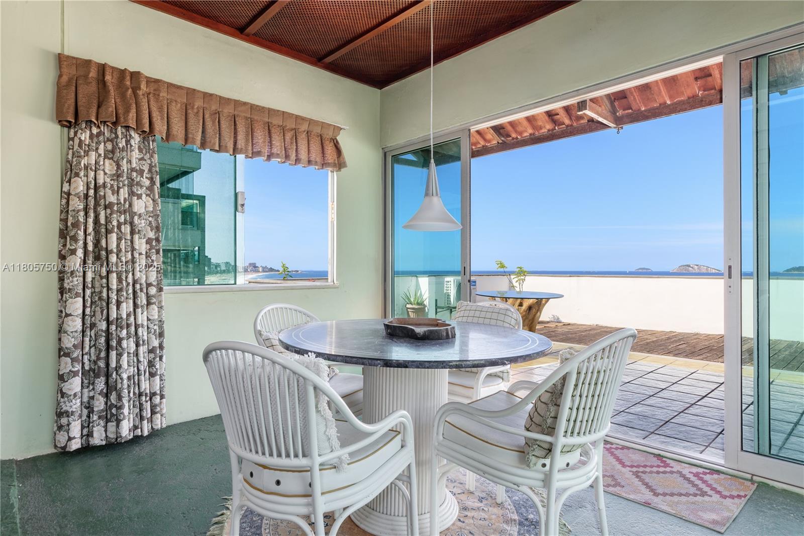 Leblon - Residential