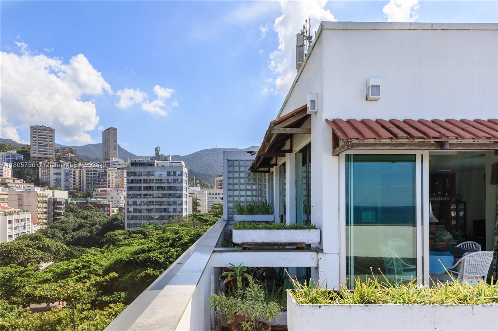 Leblon - Residential