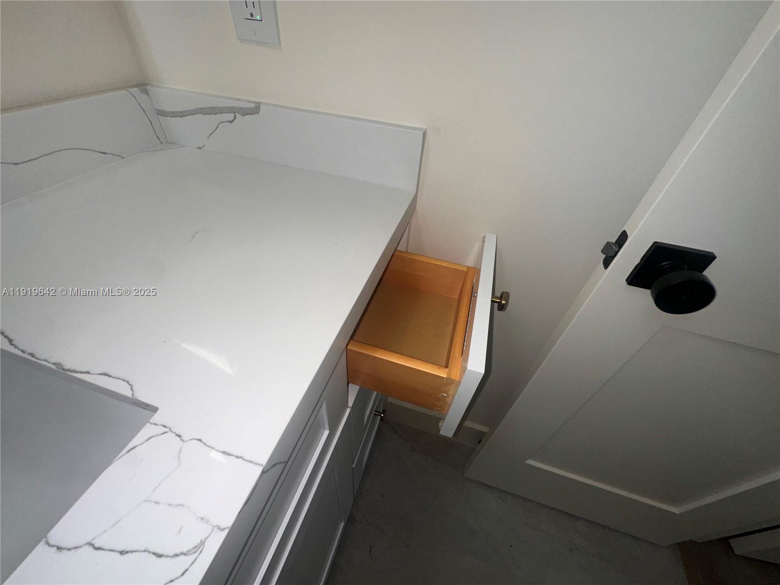 EVERGLADE SUGAR & LAND CO - Residential Lease