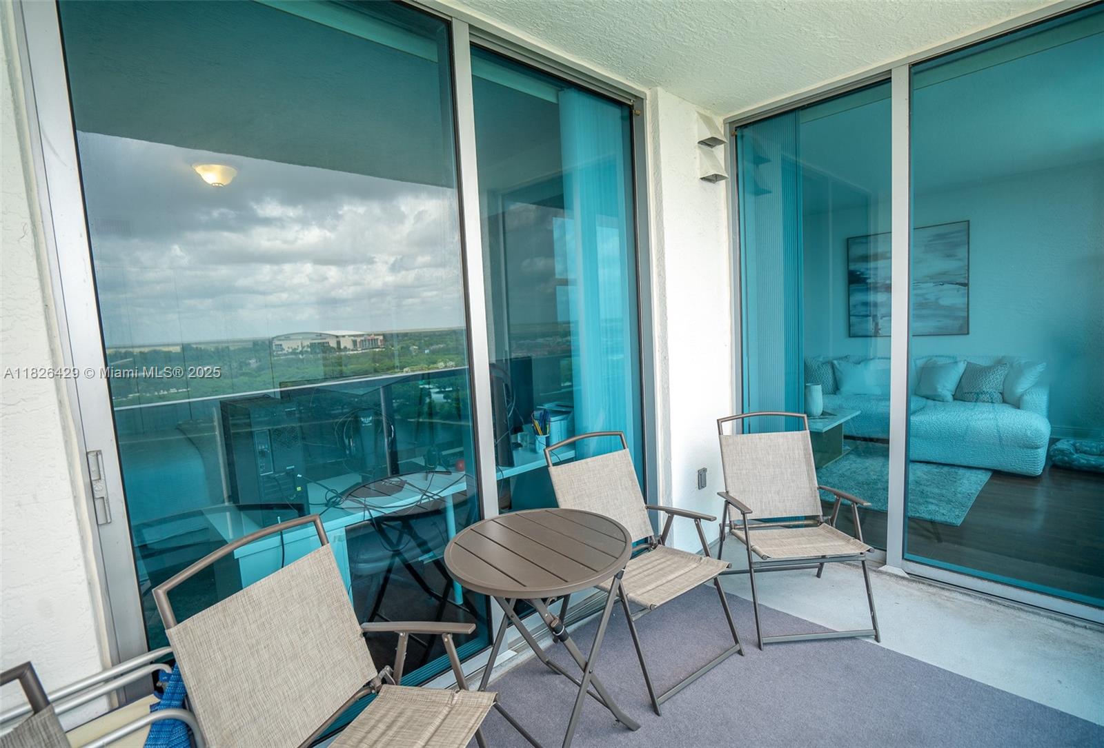 TAO SAWGRASS CONDOMINIUM - Residential