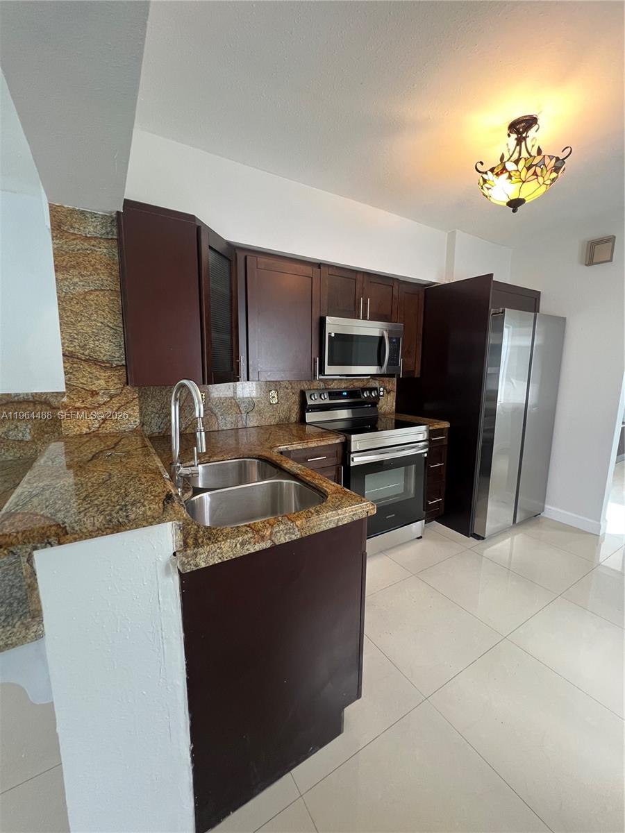 CENTRAL MANOR SEC 1 - Residential