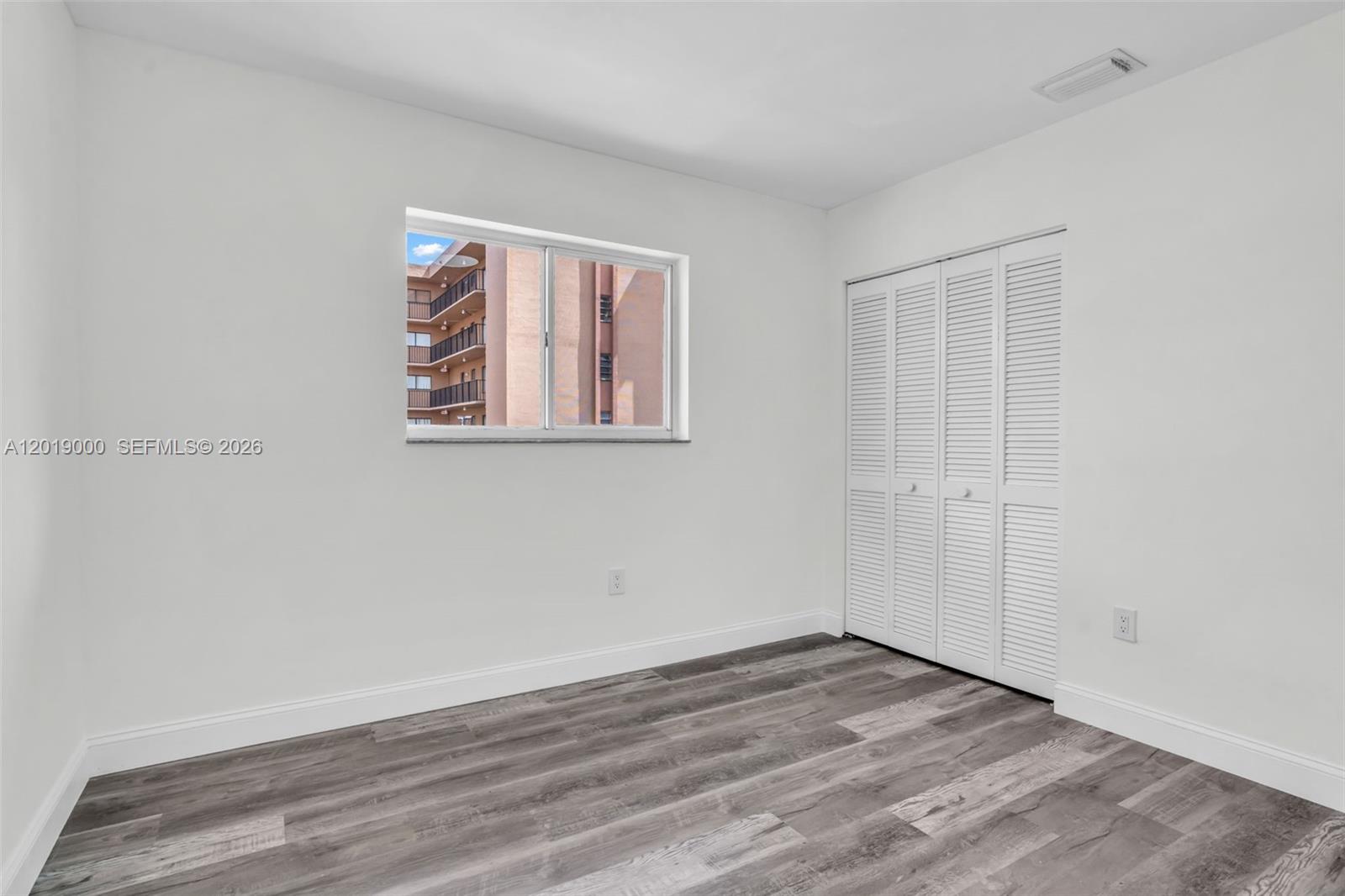 SILVER GARDENS VILLAS CON - Residential