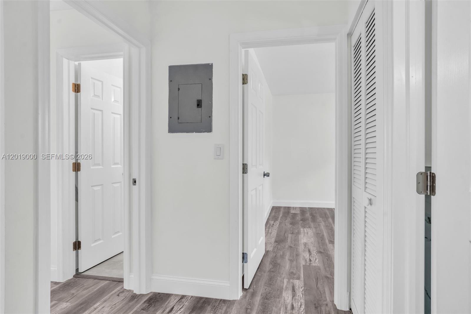 SILVER GARDENS VILLAS CON - Residential