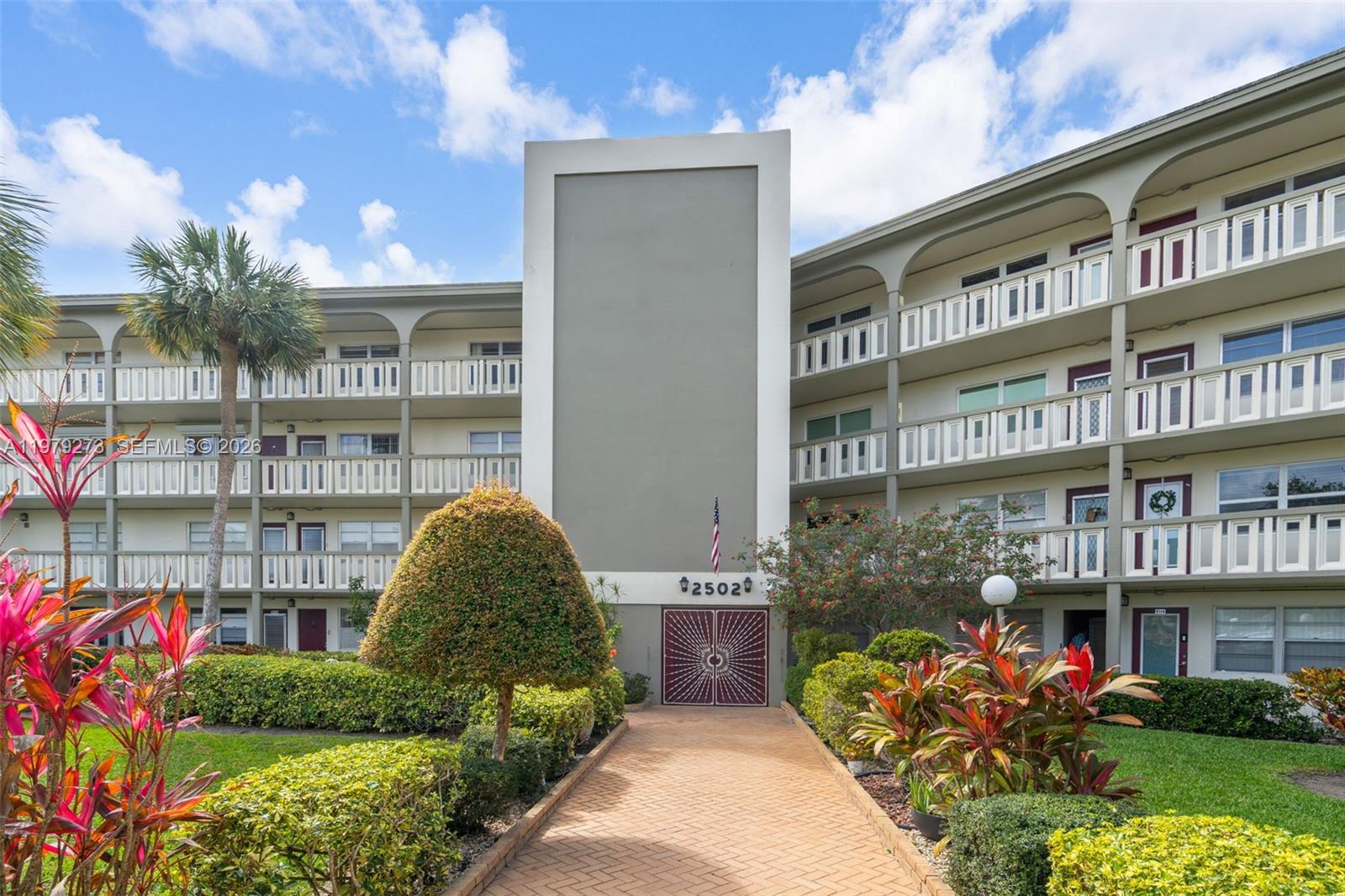 ANTIGUA VILLAGE I D CONDO - Residential