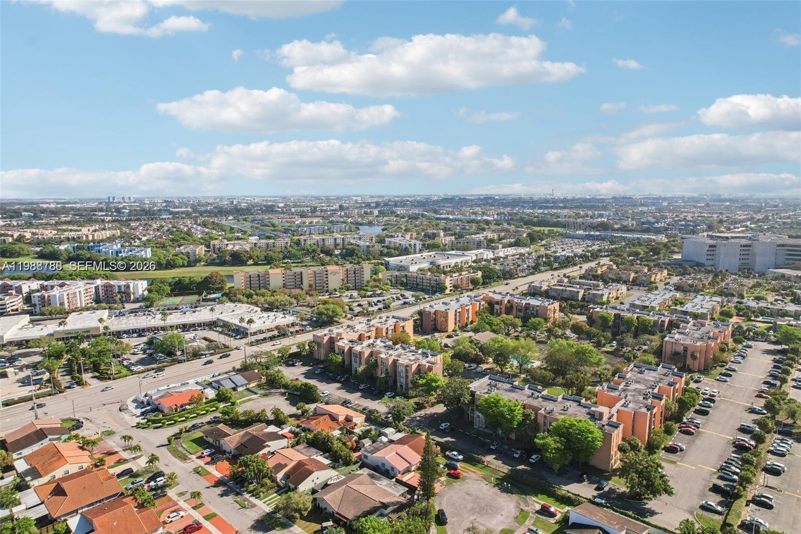 HOMES OF VERSAILLES 9624 - Residential