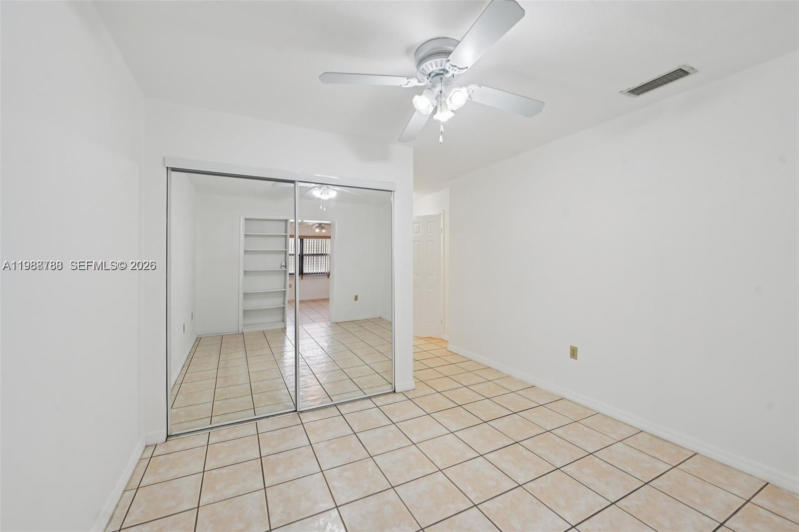 HOMES OF VERSAILLES 9624 - Residential