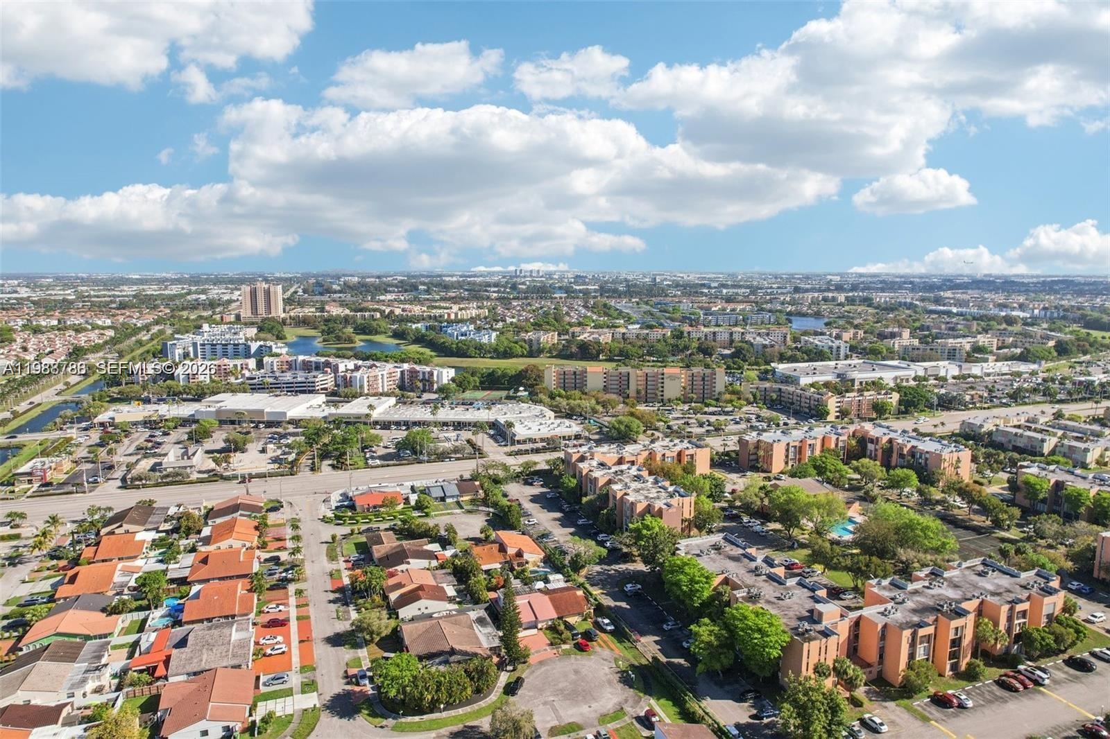 HOMES OF VERSAILLES 9624 - Residential