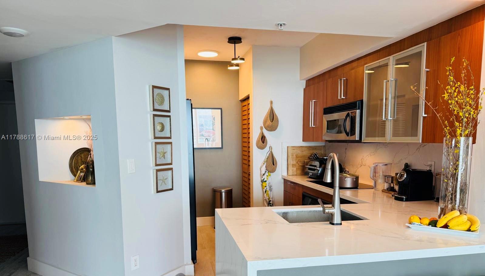Rental Property at 335 S Biscayne Blvd 812, Miami, Broward County, Florida - Bedrooms: 3 
Bathrooms: 2  - $7,000 MO.