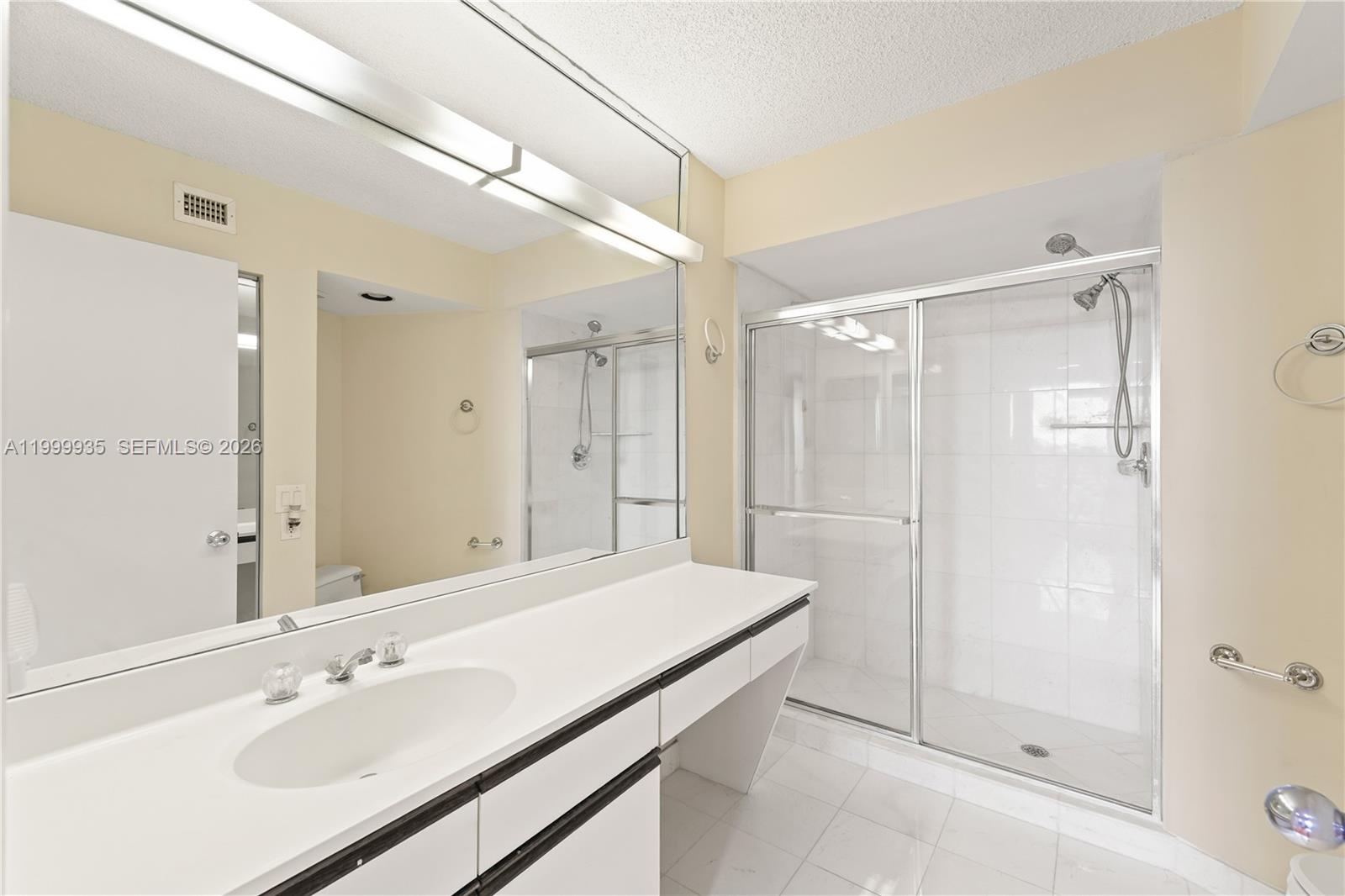 MYSTIC POINTE CONDO NO 3 - Residential