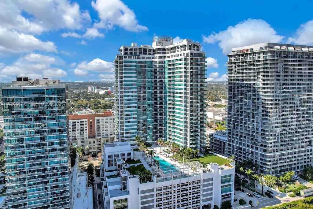 FOUR MIDTOWN MIAMI CONDO - Residential