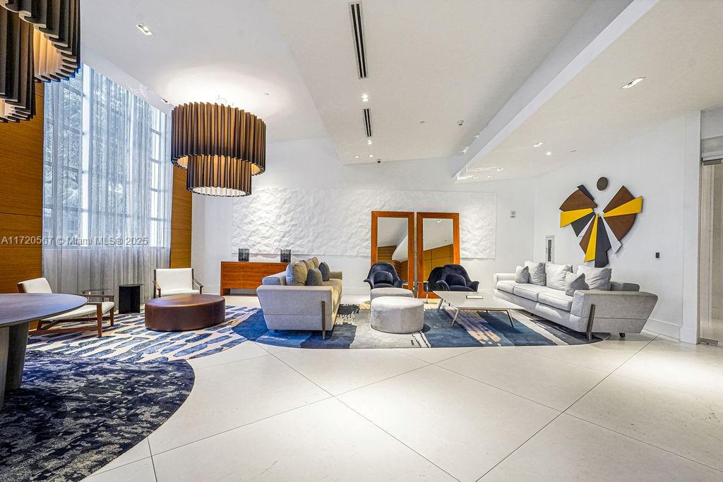 FOUR MIDTOWN MIAMI CONDO - Residential