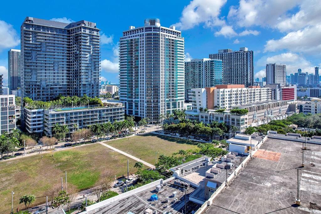 FOUR MIDTOWN MIAMI CONDO - Residential