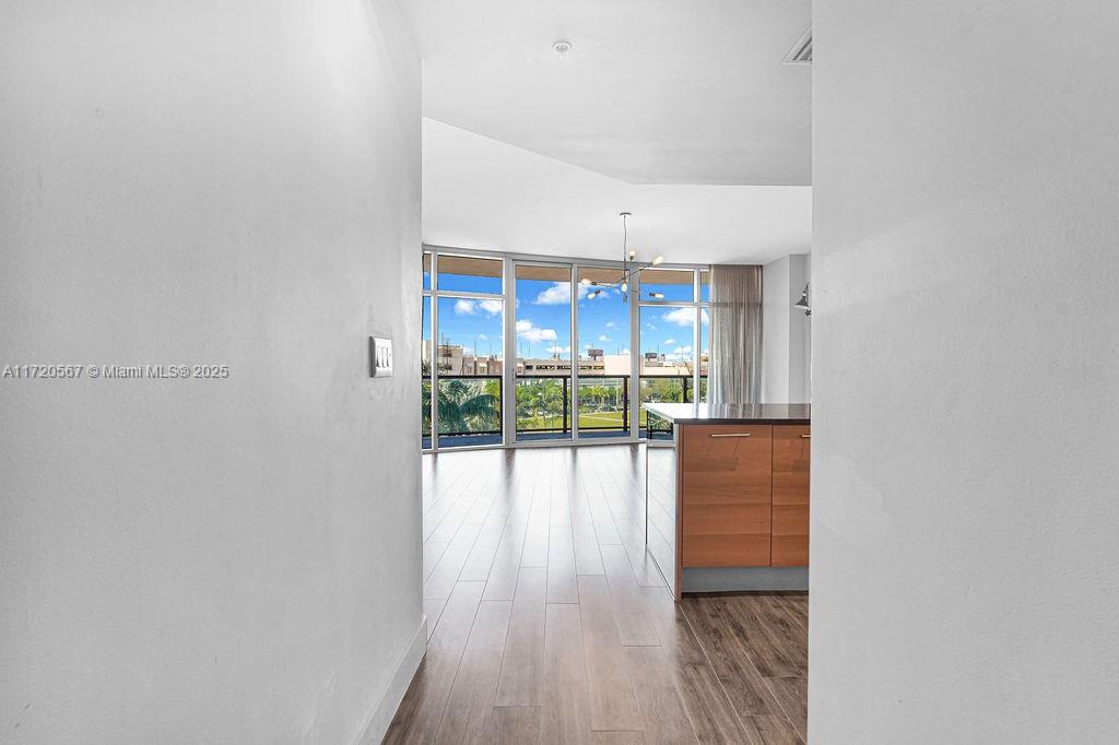 FOUR MIDTOWN MIAMI CONDO - Residential