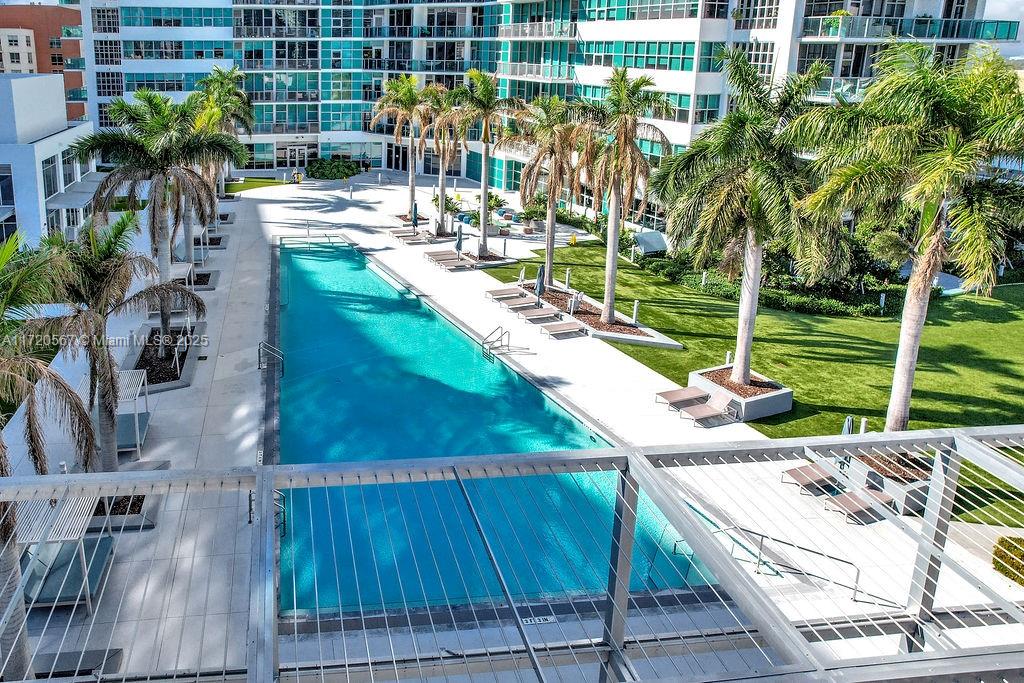 FOUR MIDTOWN MIAMI CONDO - Residential