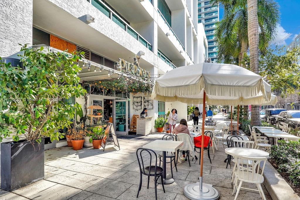 FOUR MIDTOWN MIAMI CONDO - Residential