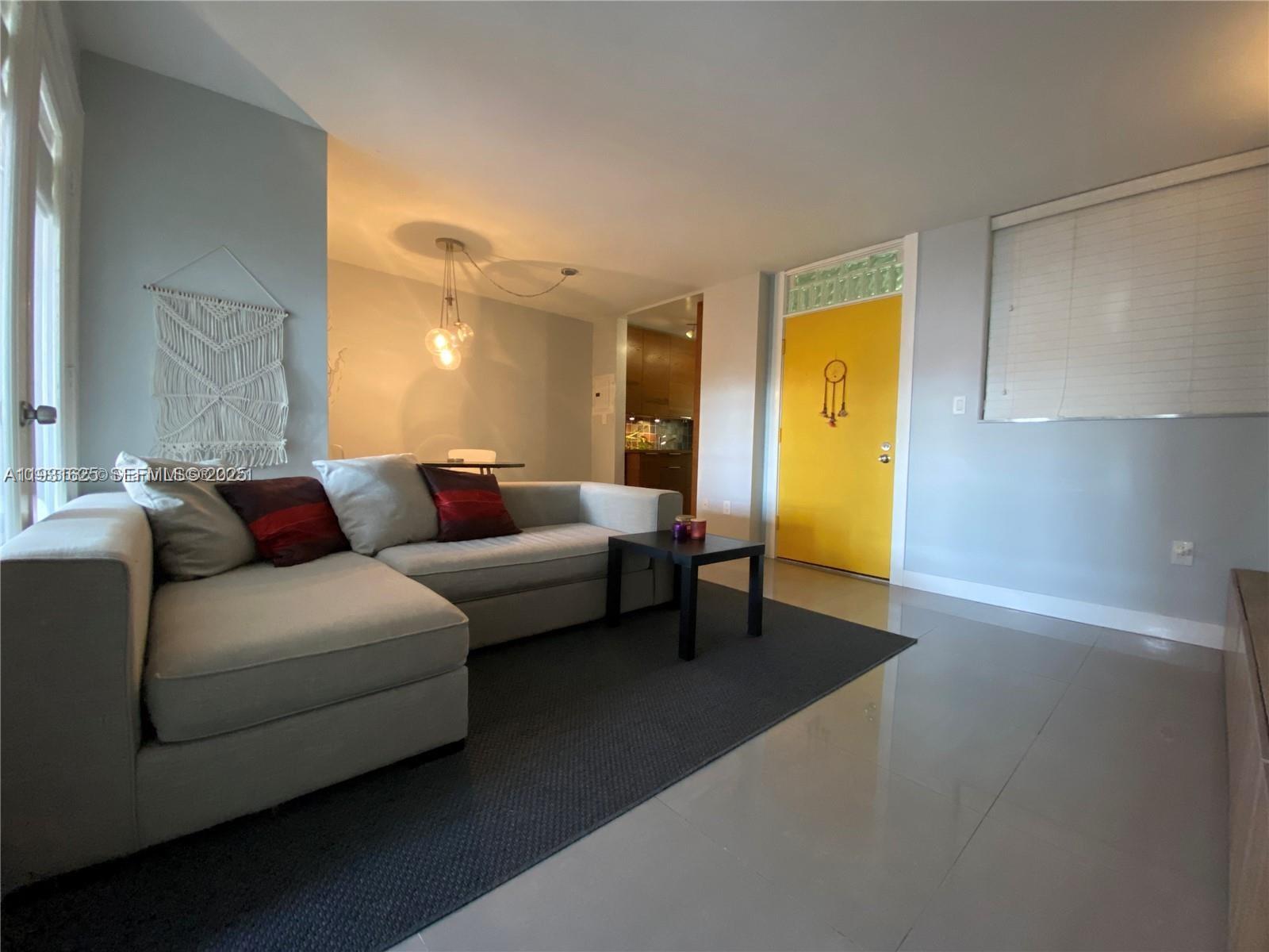 921 JEFFERSON AVE CONDO - Residential Lease