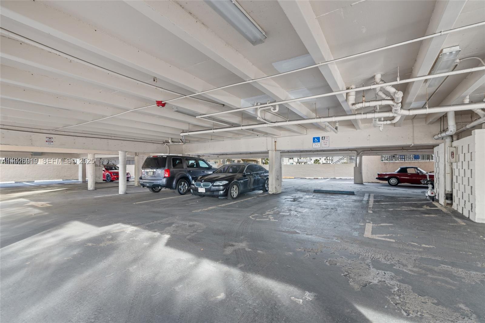 FLORENCE CONDO - Residential