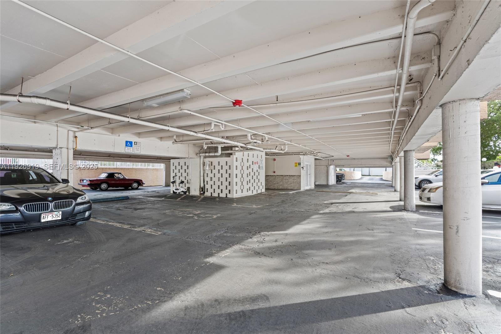 FLORENCE CONDO - Residential