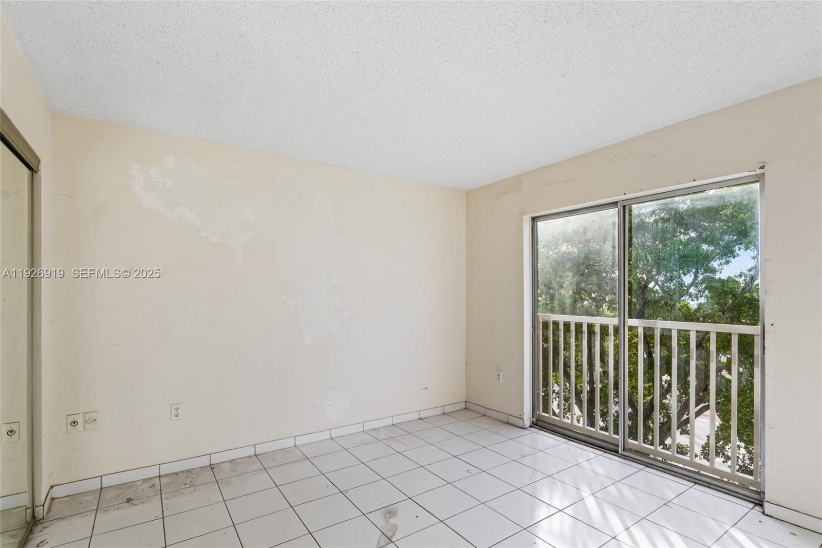 FLORENCE CONDO - Residential