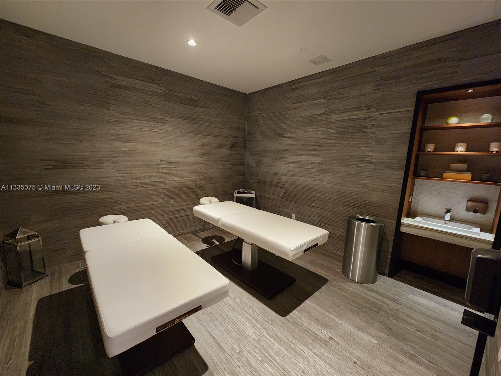 BRICKELL HEIGHTS EAST CON - Residential