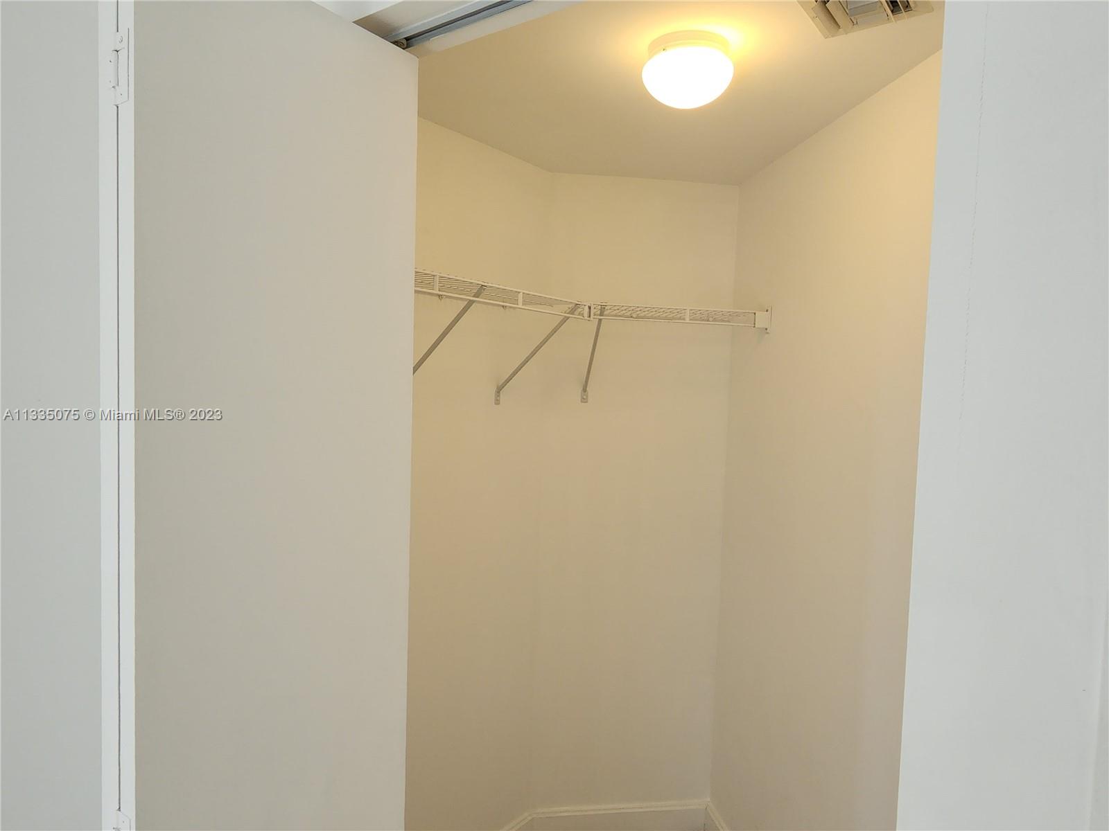 BRICKELL HEIGHTS EAST CON - Residential