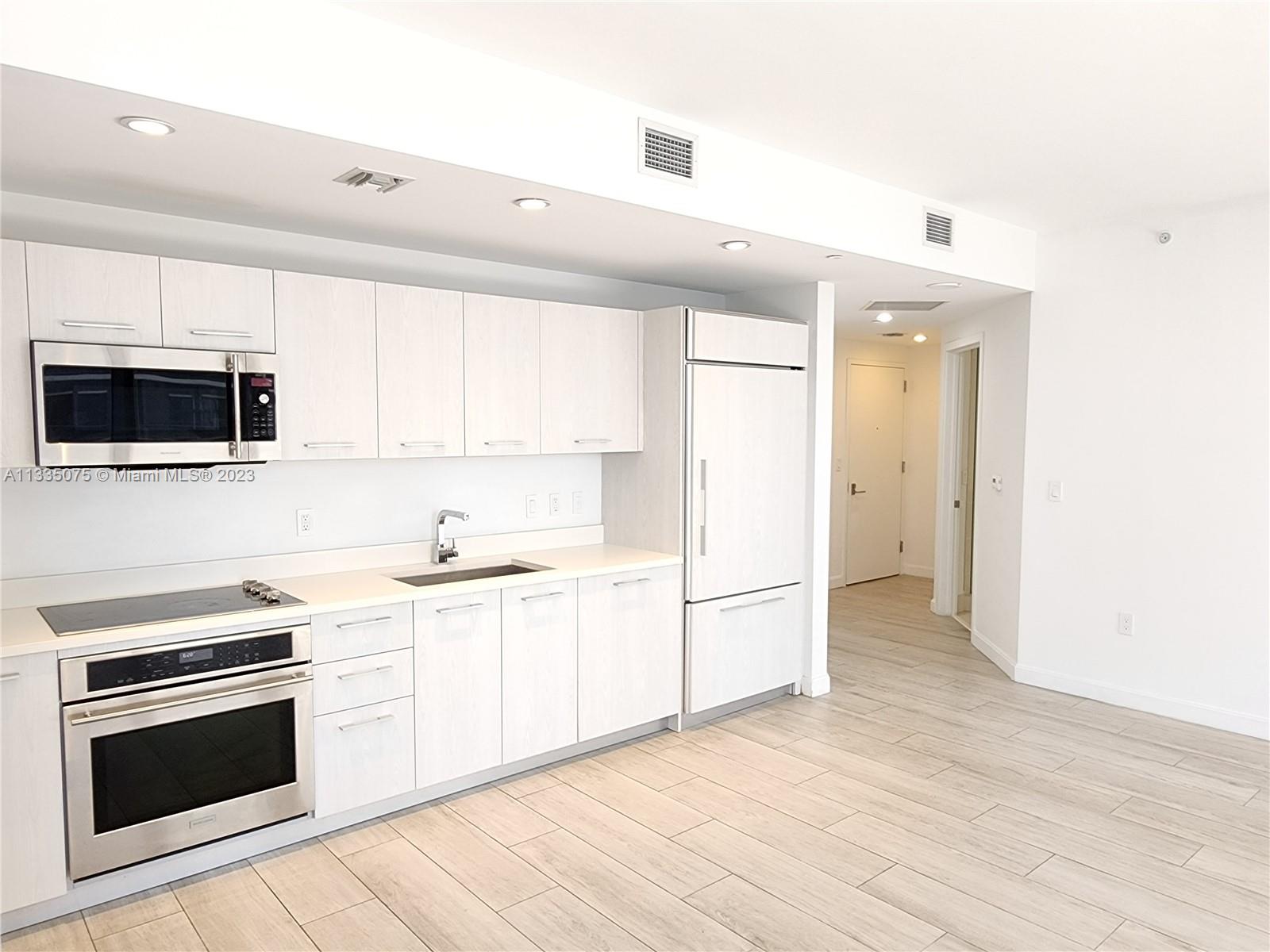 BRICKELL HEIGHTS EAST CON - Residential