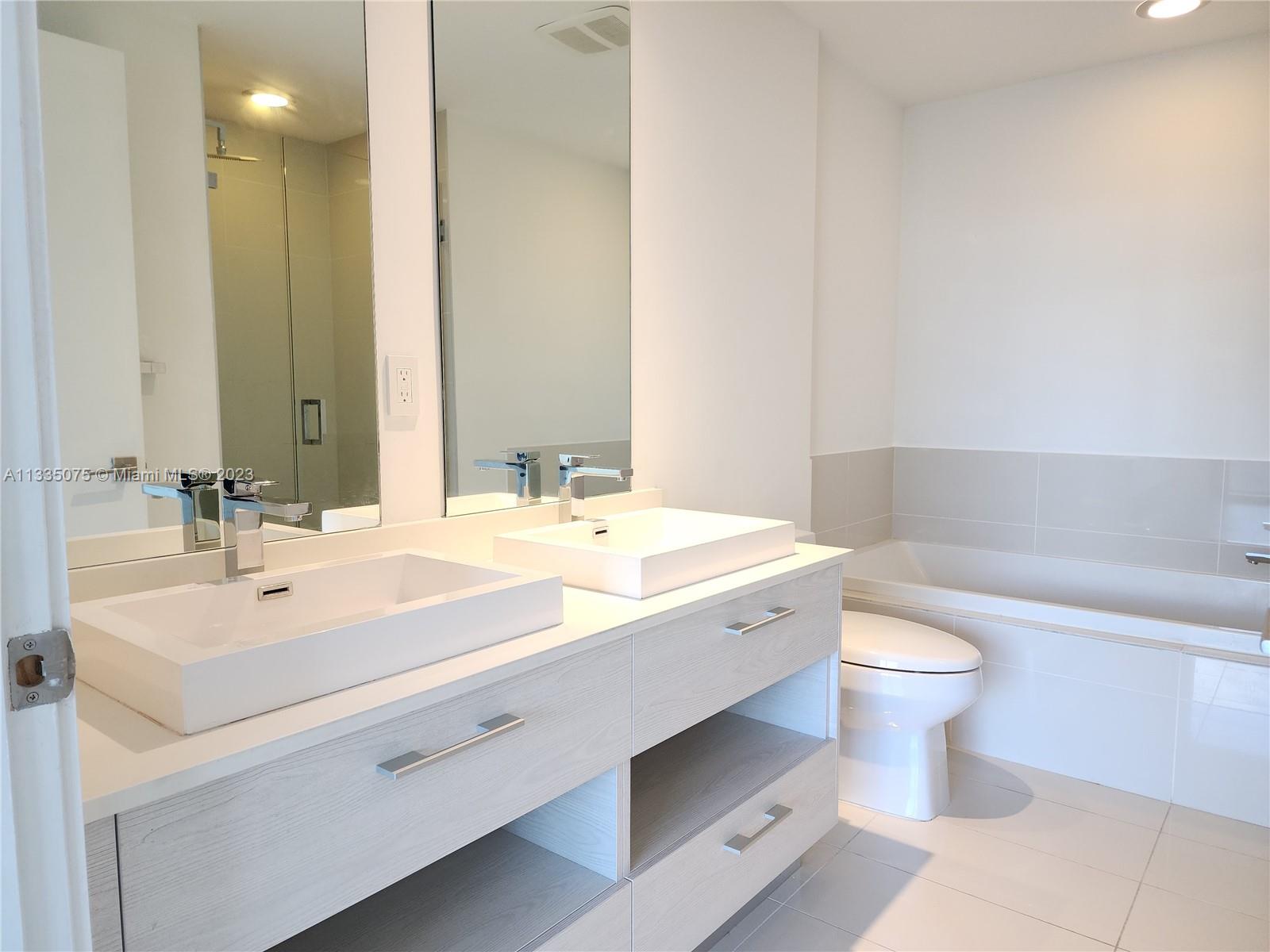BRICKELL HEIGHTS EAST CON - Residential
