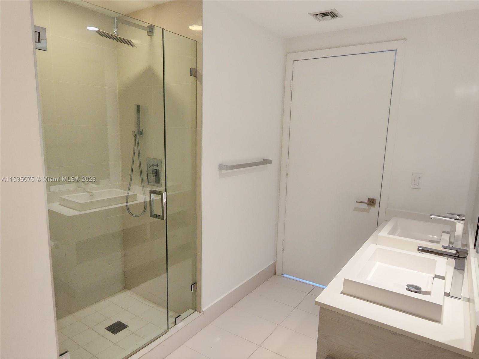 BRICKELL HEIGHTS EAST CON - Residential