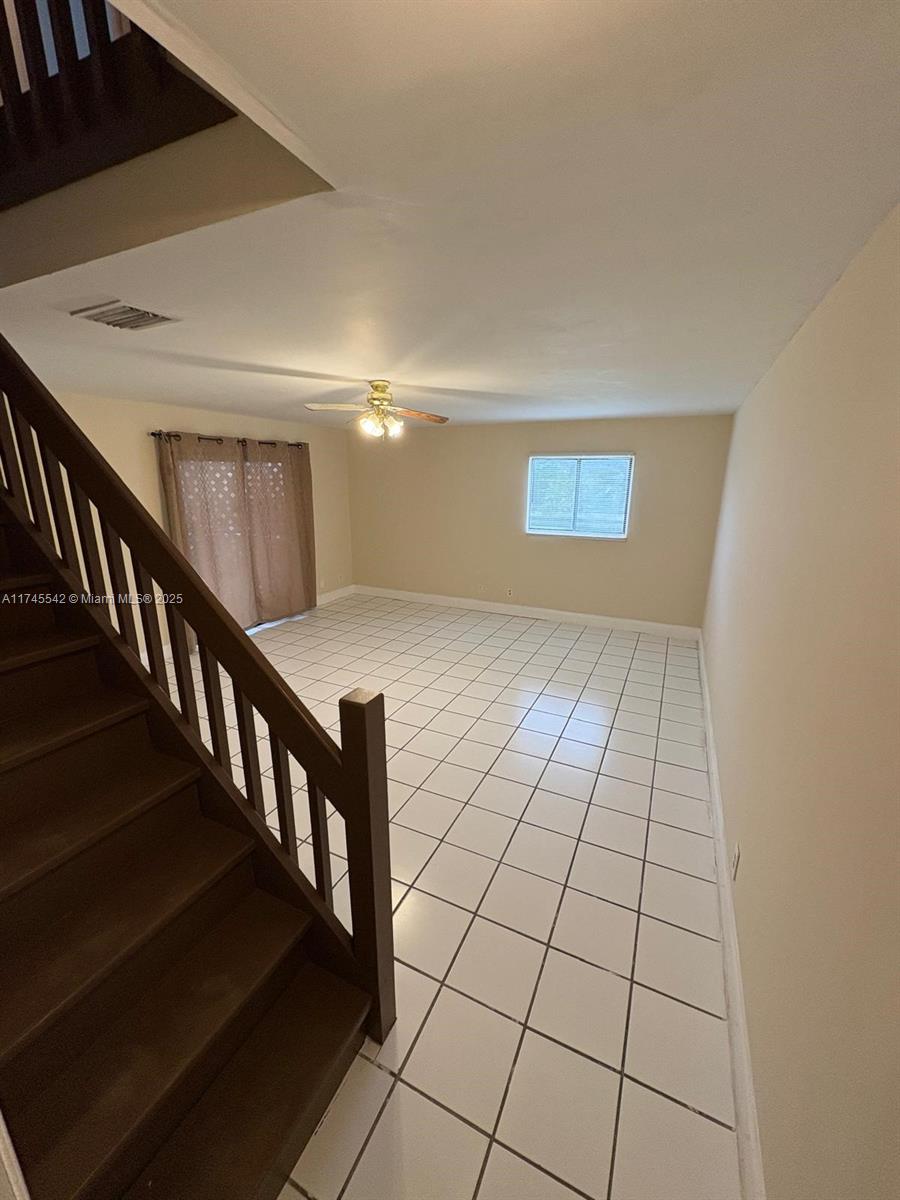 PT TR A NORTH LAUDERDALE - Residential