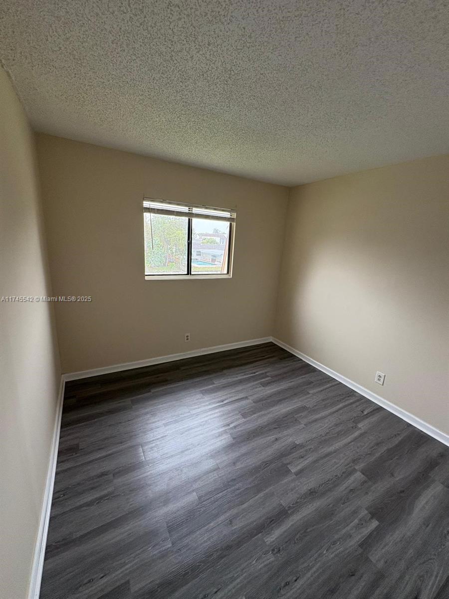 PT TR A NORTH LAUDERDALE - Residential